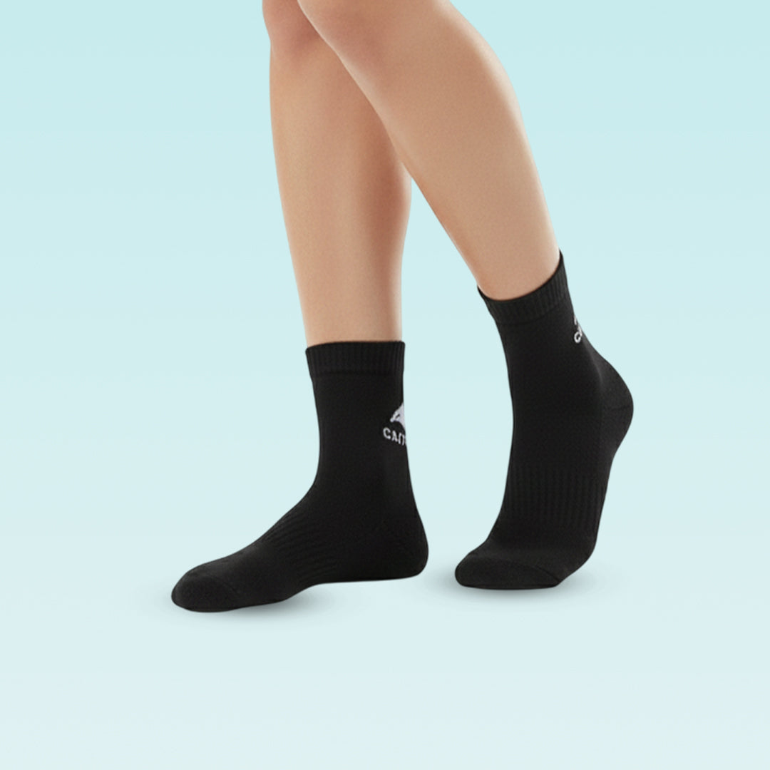 Ultra-Comfort Solid Socks with AirVent Ventilation System