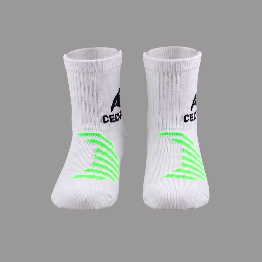 Ultra-Comfort Solid Pack of 3 Socks with AirVent Ventilation System