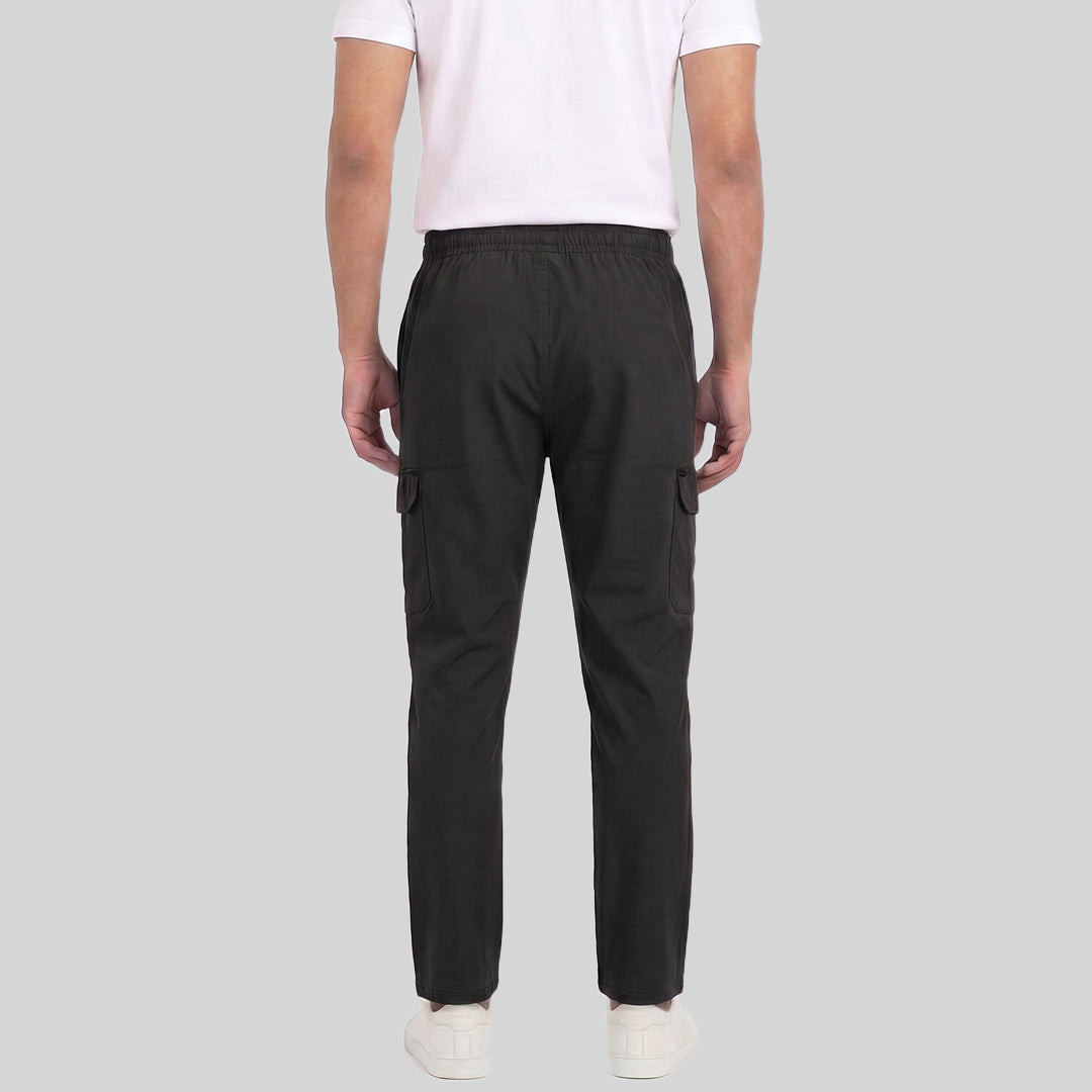 Men Solid Regular Fit Cargo Trackpants