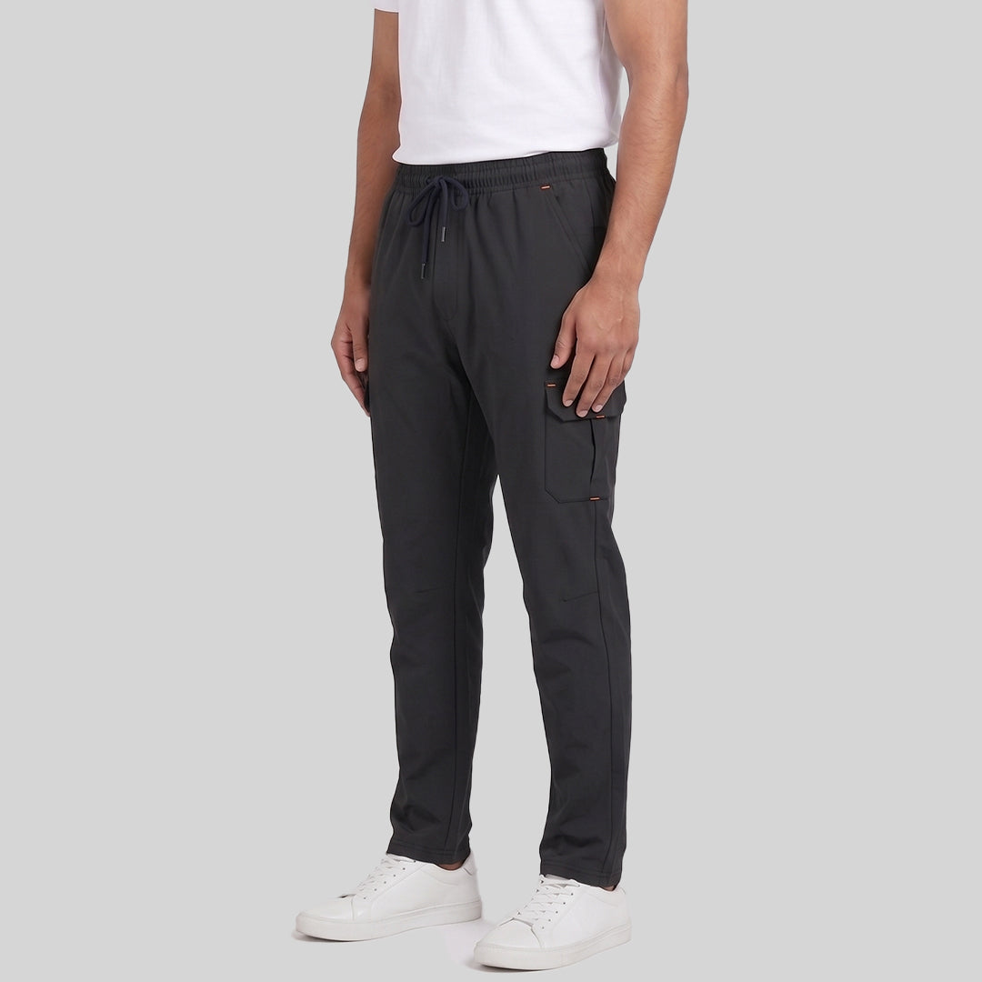 Men Solid Regular Fit Cargo Trackpants