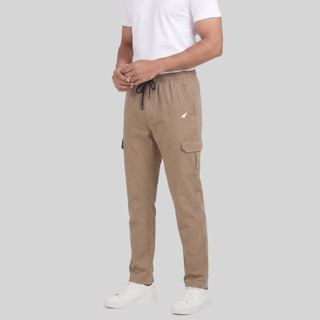 Men Solid Regular Fit Cargo Trackpants