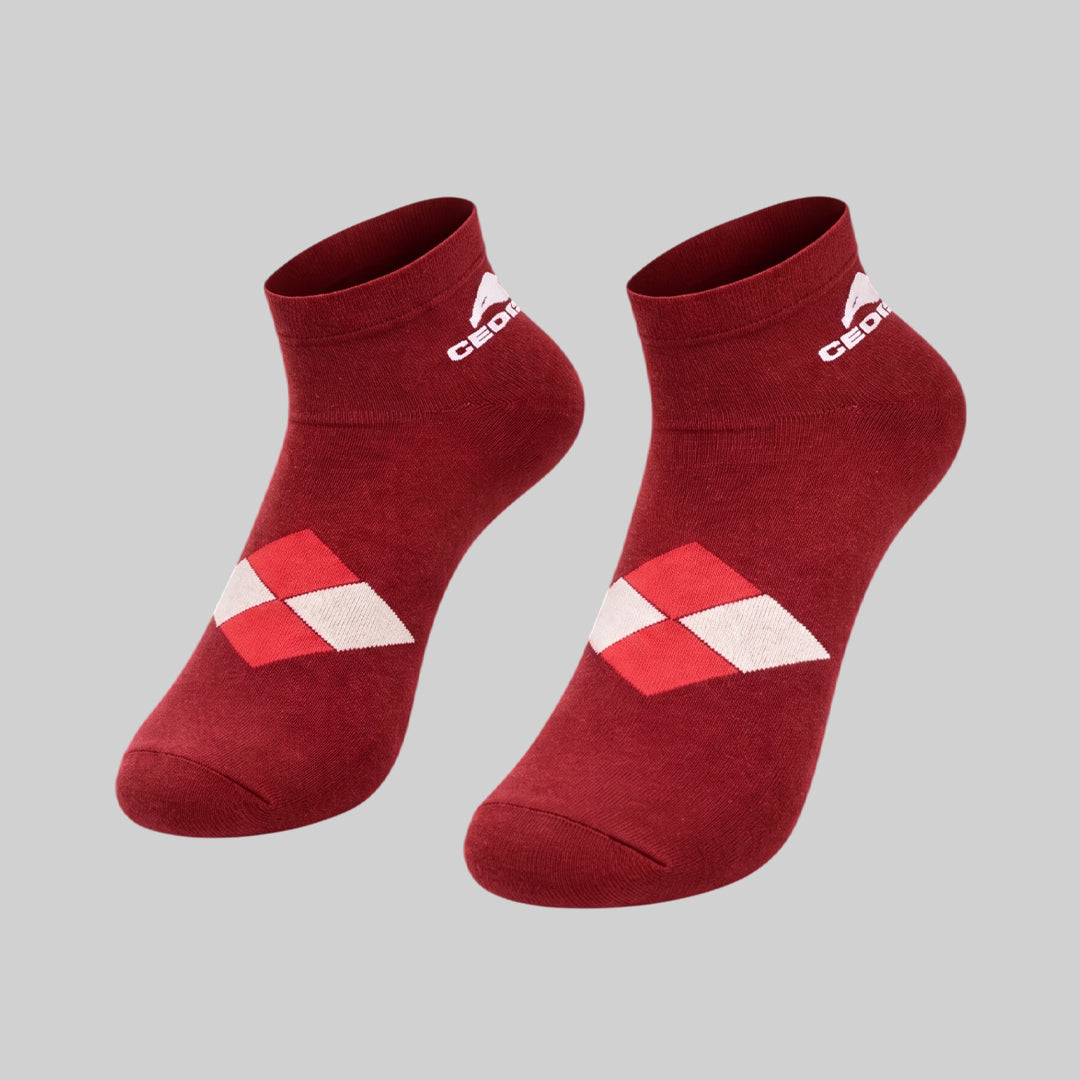 Ultra-Comfort Solid Socks with AirVent Ventilation System