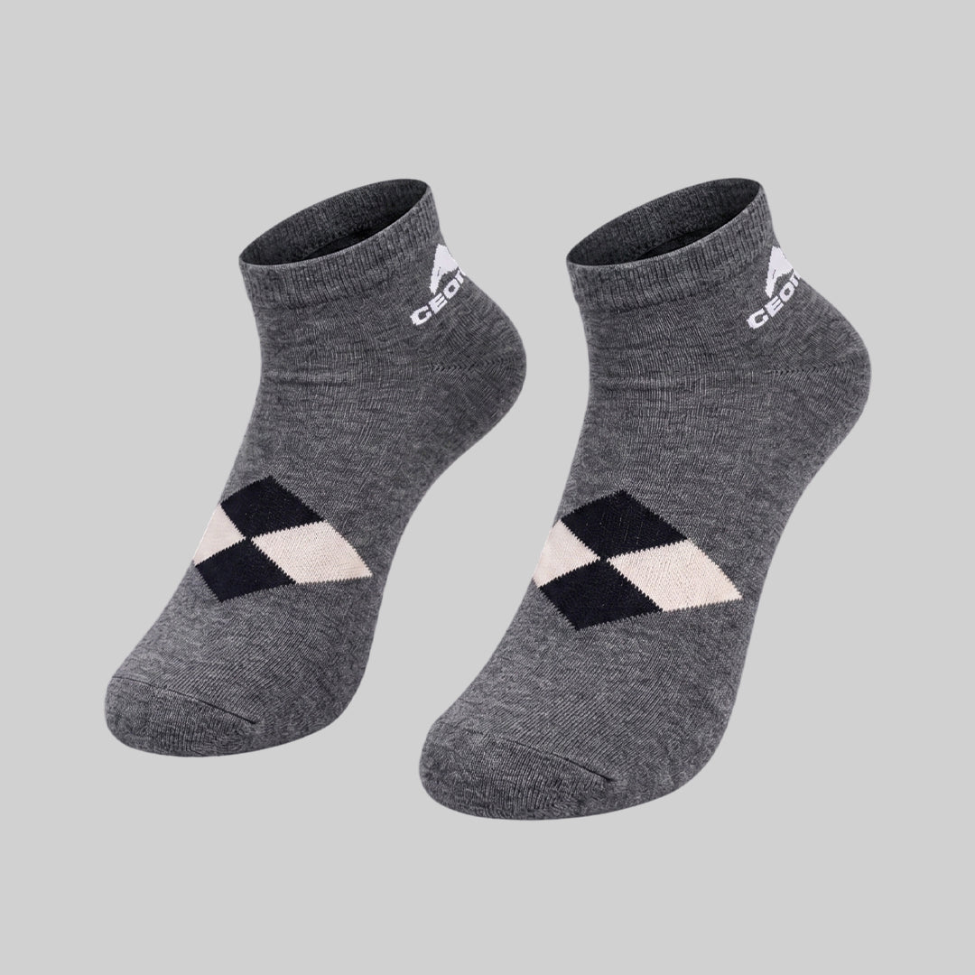 Ultra-Comfort Solid Socks with AirVent Ventilation System