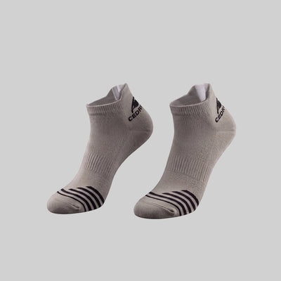 Ultra-Comfort Solid Socks with AirVent Ventilation System