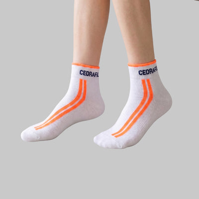 Ultra-Comfort Solid Socks with AirVent Ventilation System