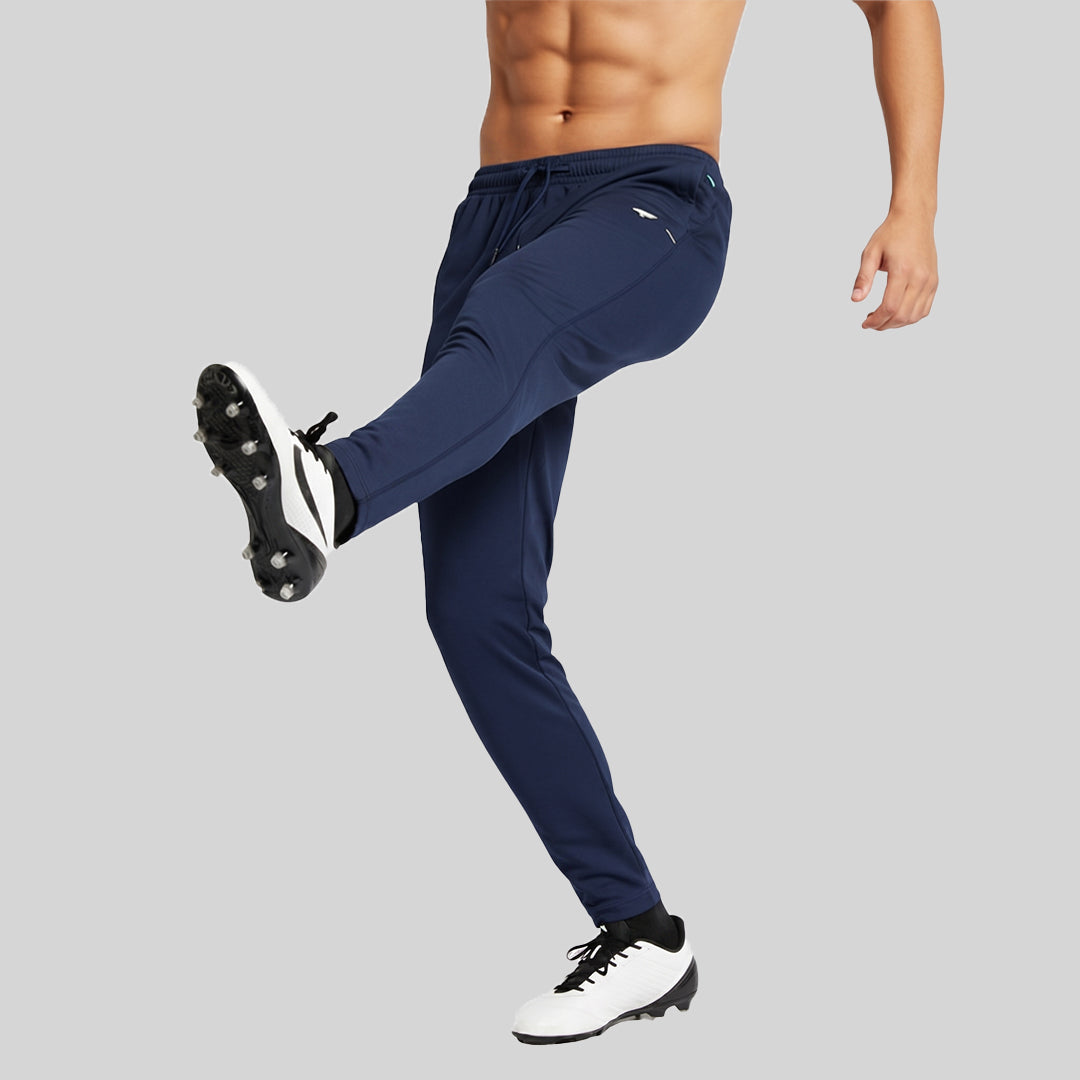 Men Solid Slim fit Trackpants