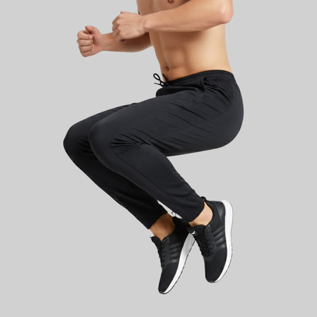 Men Solid Slim Fit Trackpants