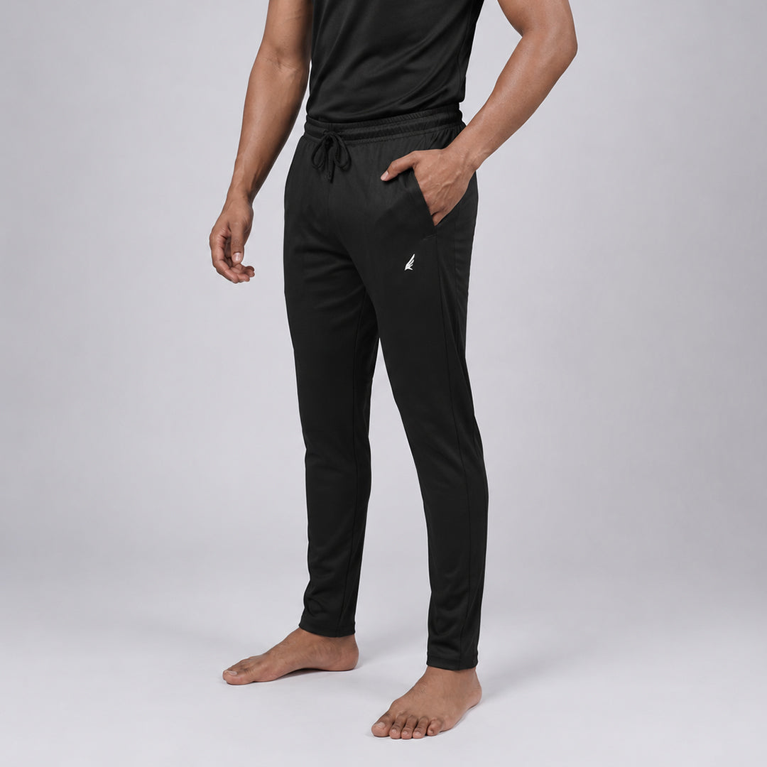 Men Solid Slim Fit Trackpants