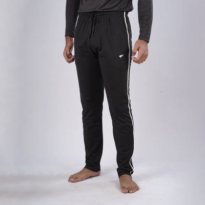 Men Solid Regular Fit Cotton Trackpants