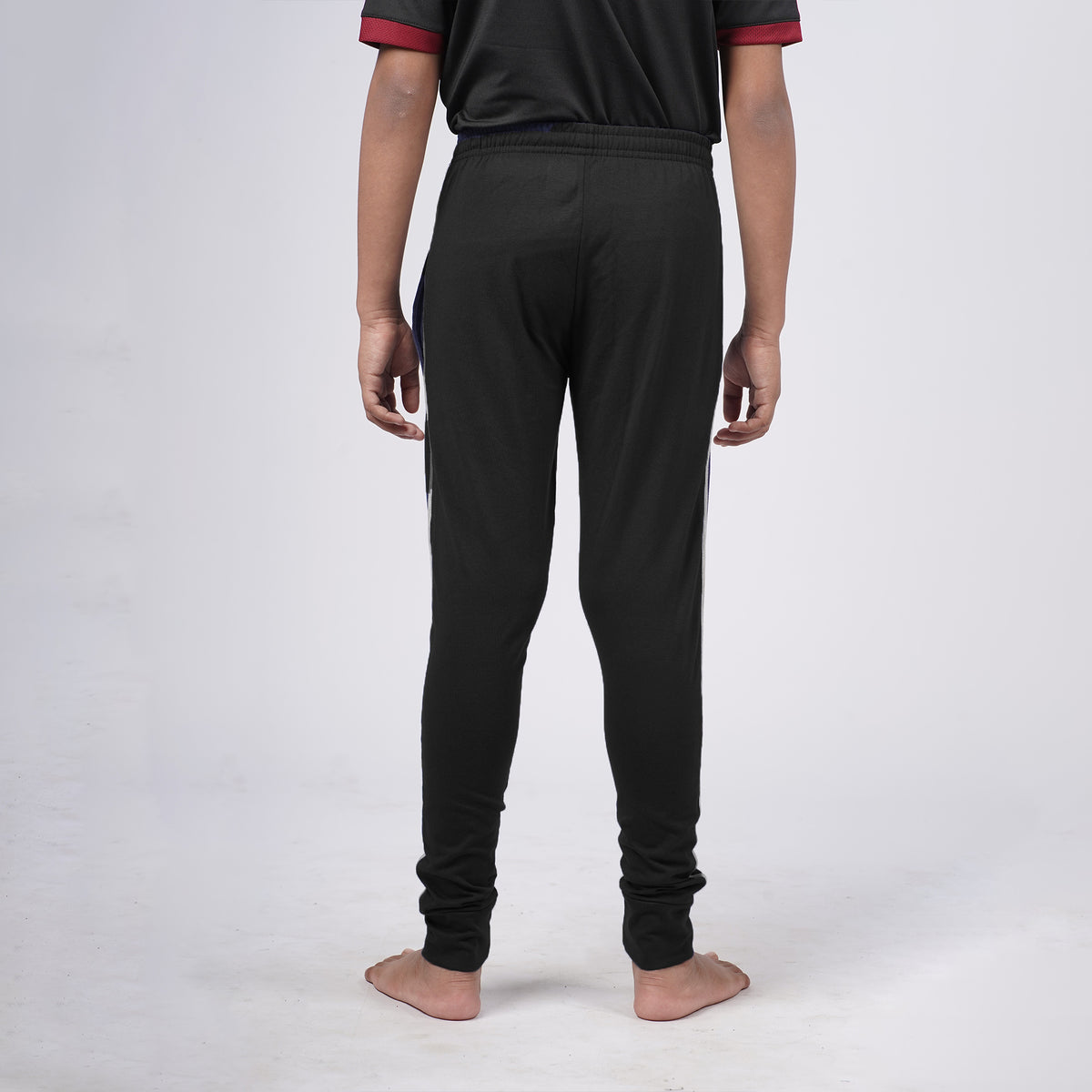Boys Solid Regular Fit Joggers