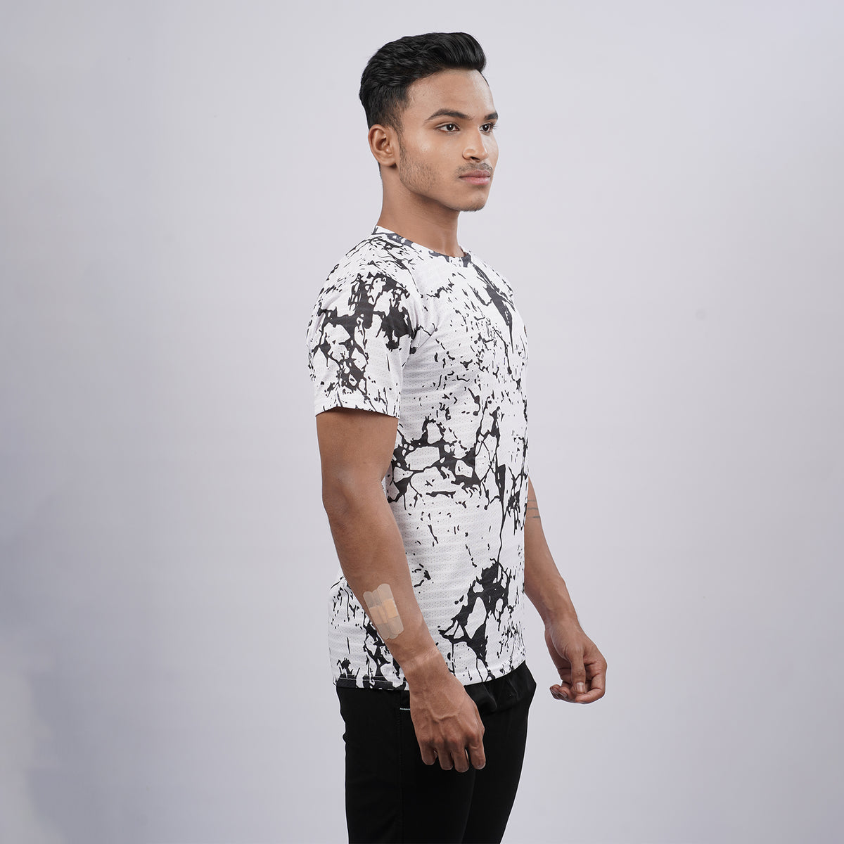 Men Half Sleeve Round Neck Printed T-shirt