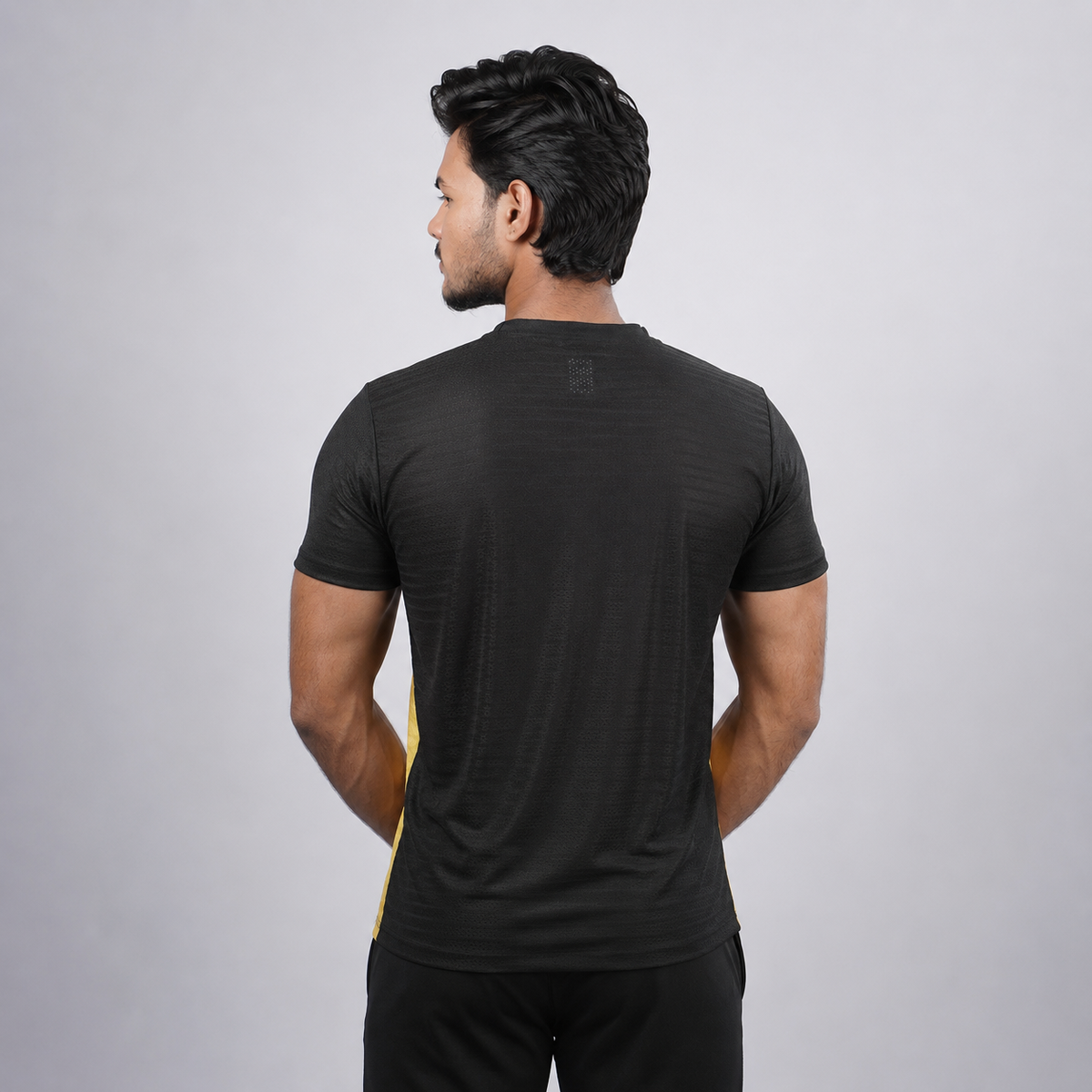 Men Half Sleeve Round Neck Sportswear T-shirt