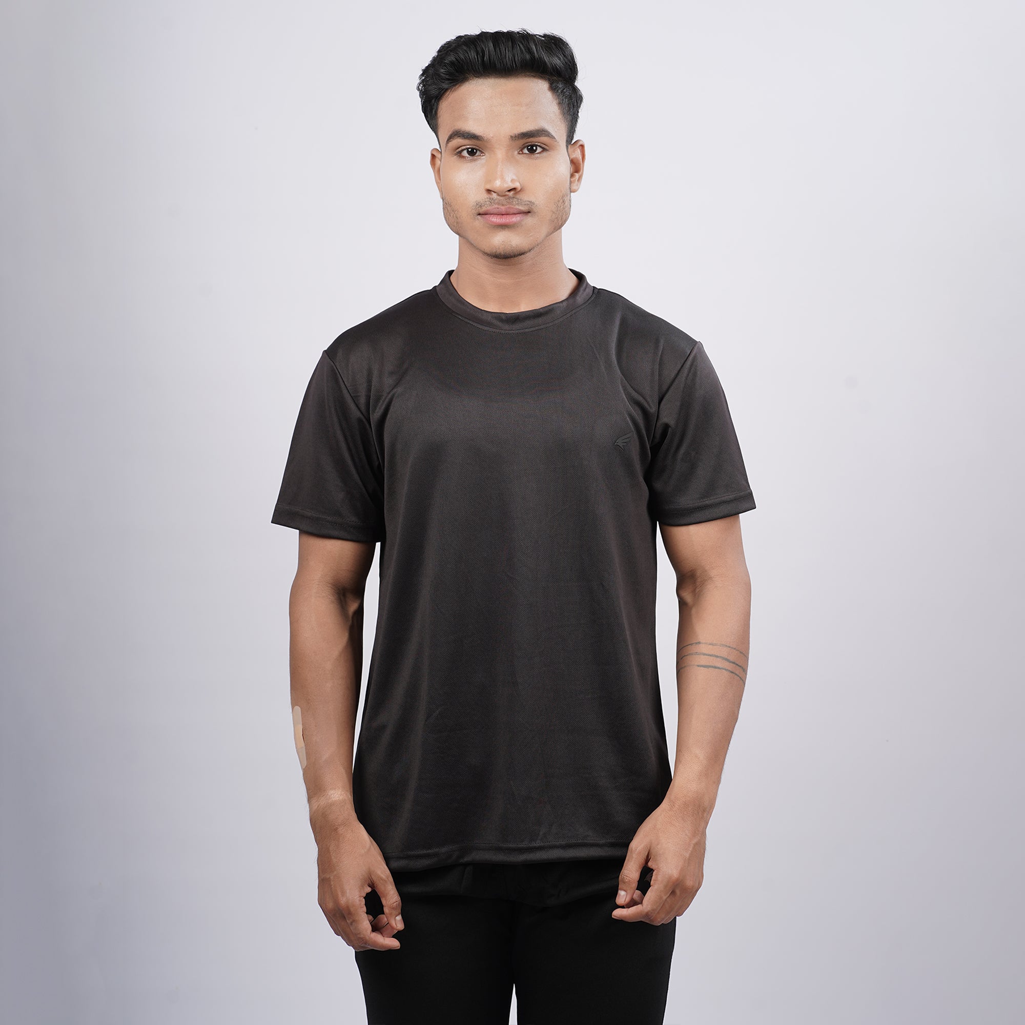 Men Half Sleeve Round Neck Solid T-shirt