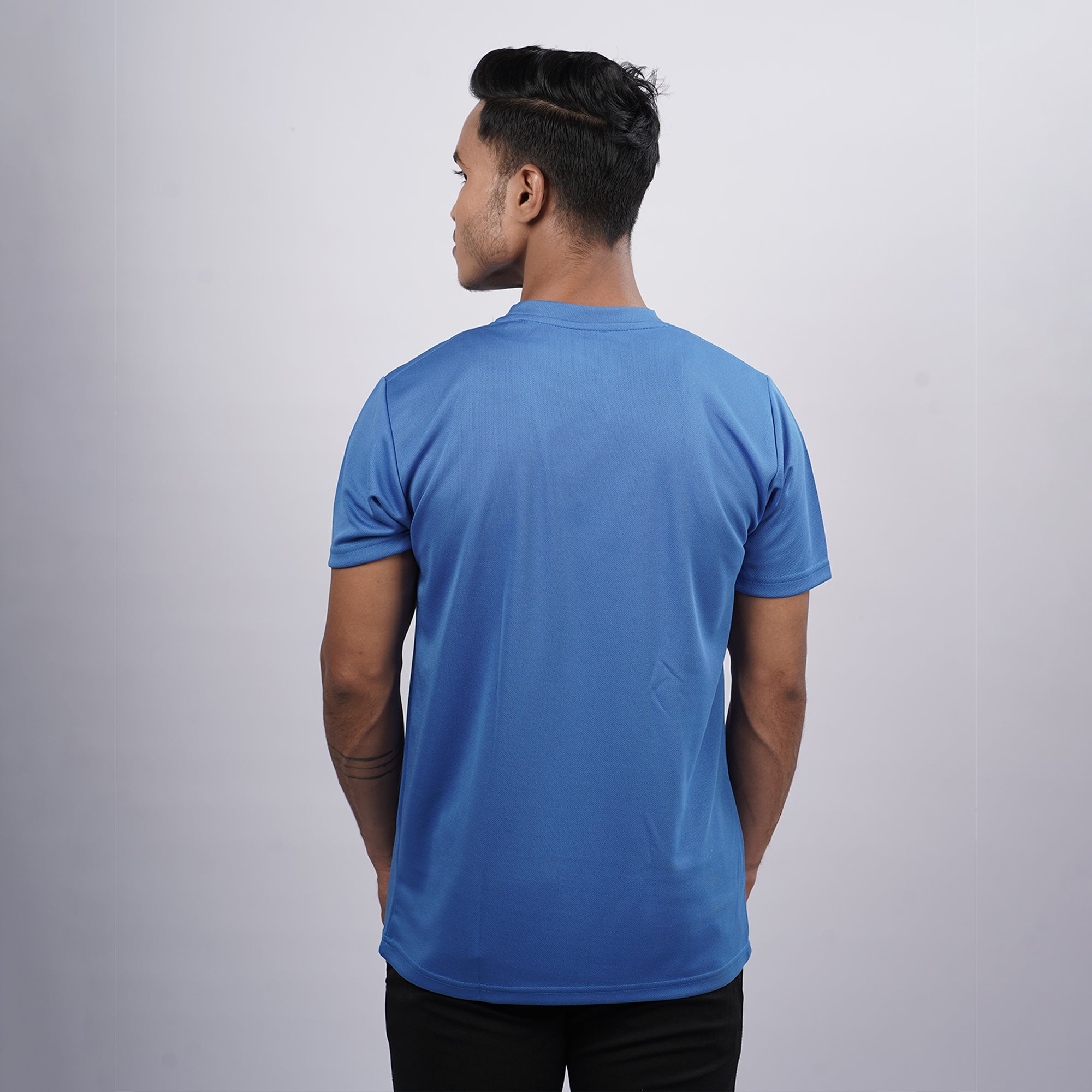 Men Half Sleeve Round Neck Solid T-shirt