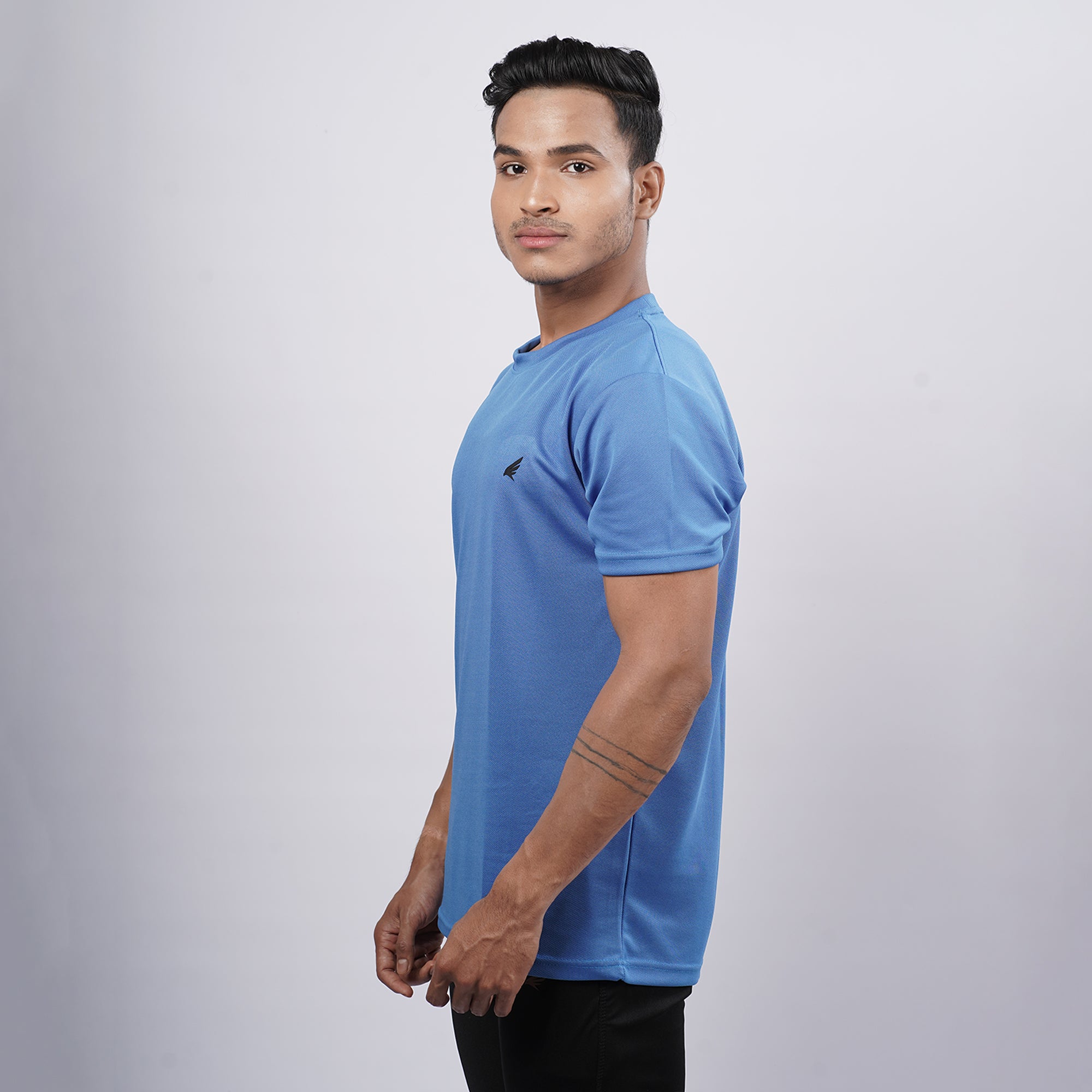 Men Half Sleeve Round Neck Solid T-shirt