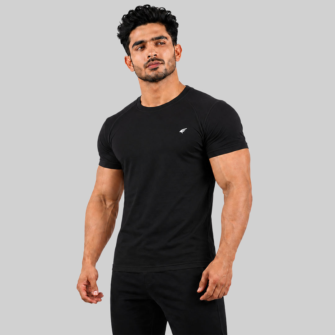 Men Half Sleeve Round Neck Solid T-shirt
