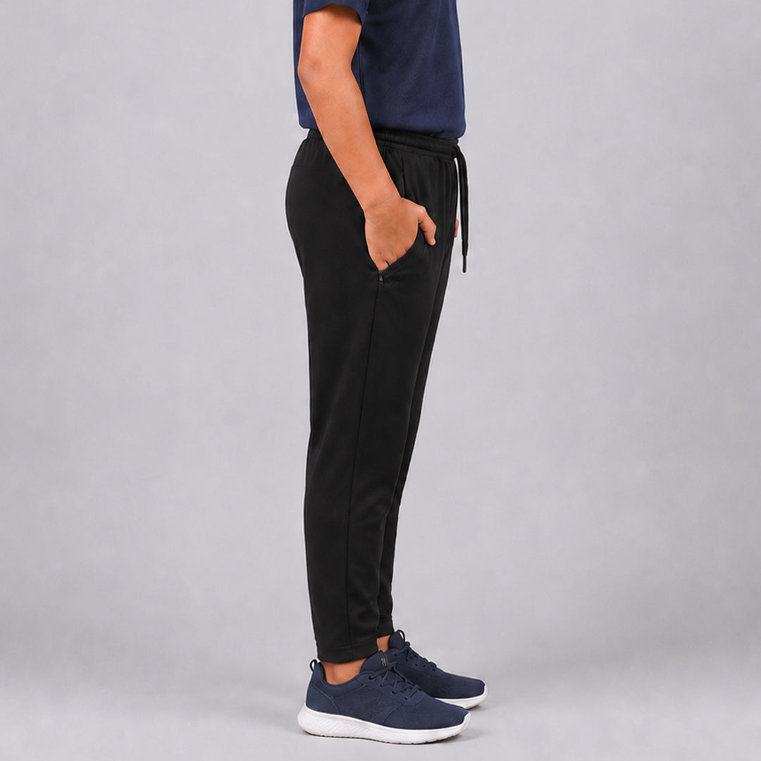 Boys Solid Regular Fit Trackpants