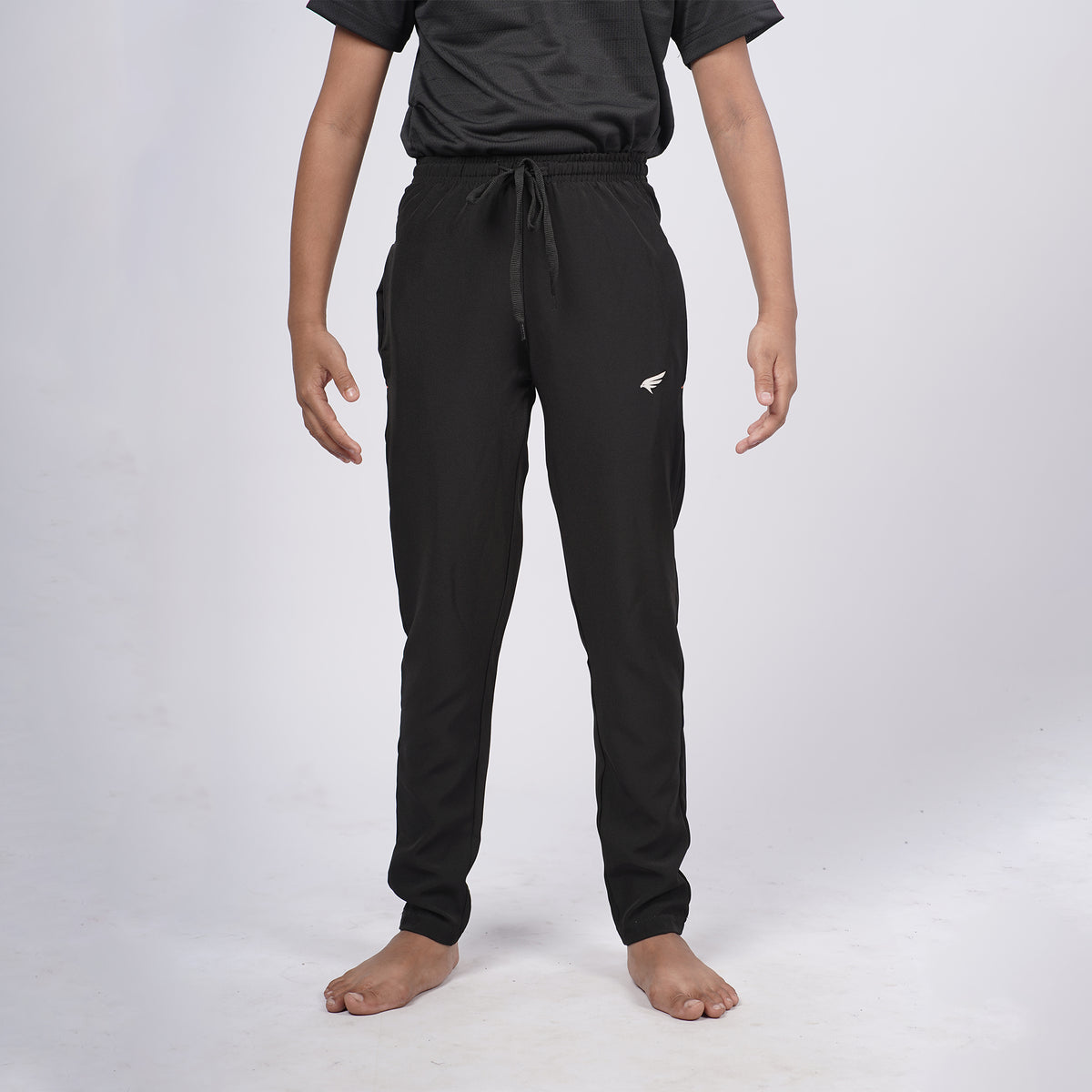 Boys Solid Regular Fit Trackpants