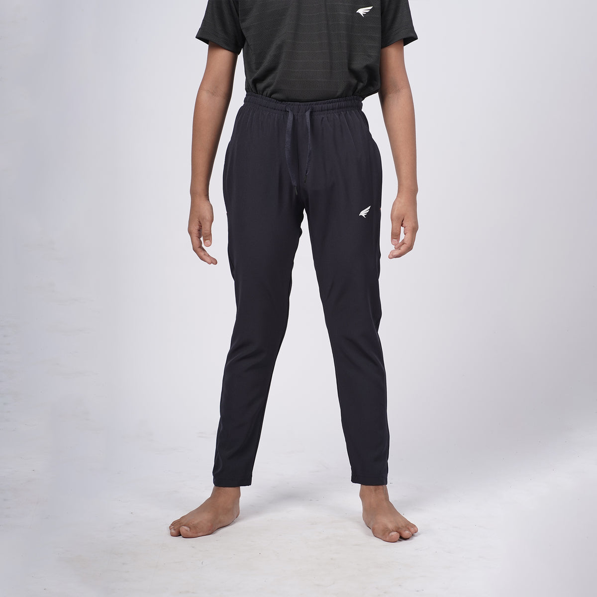 Boys Solid Regular Fit Trackpants