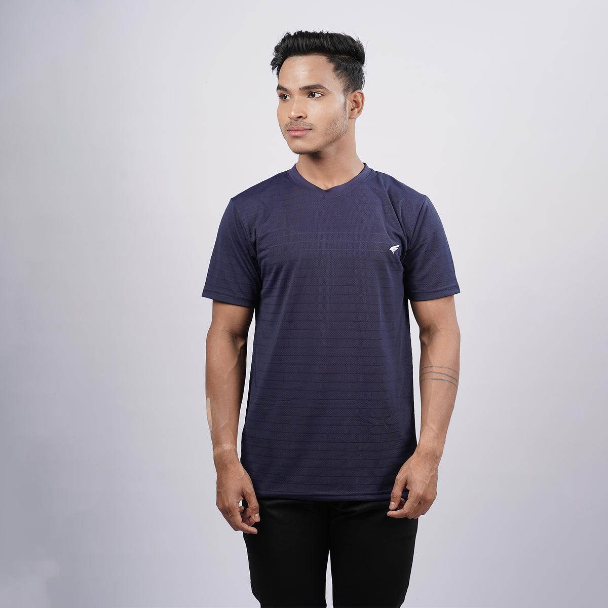 Men Solid Round Neck Half SleeveT-Shirt