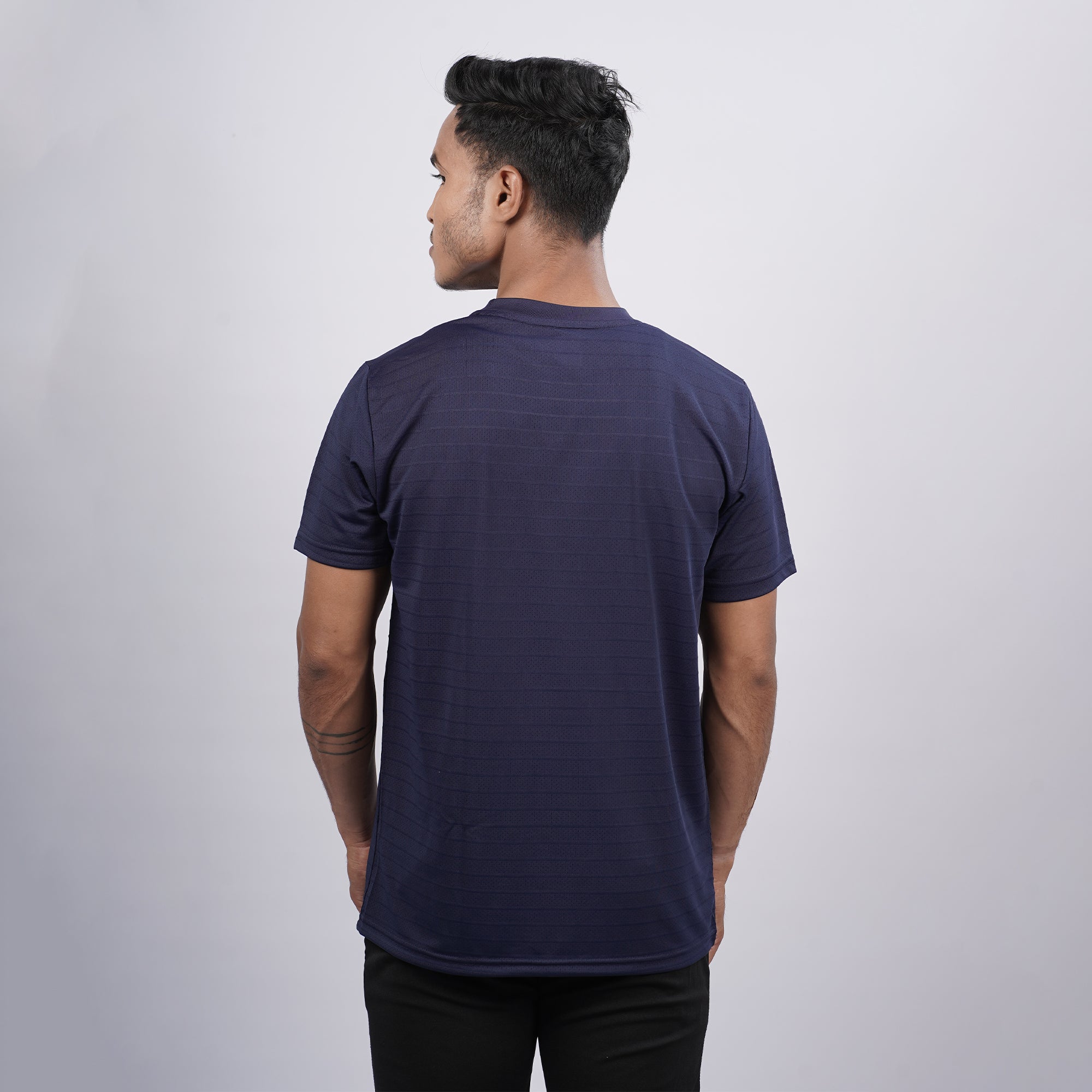 Men Solid Round Neck Half SleeveT-Shirt