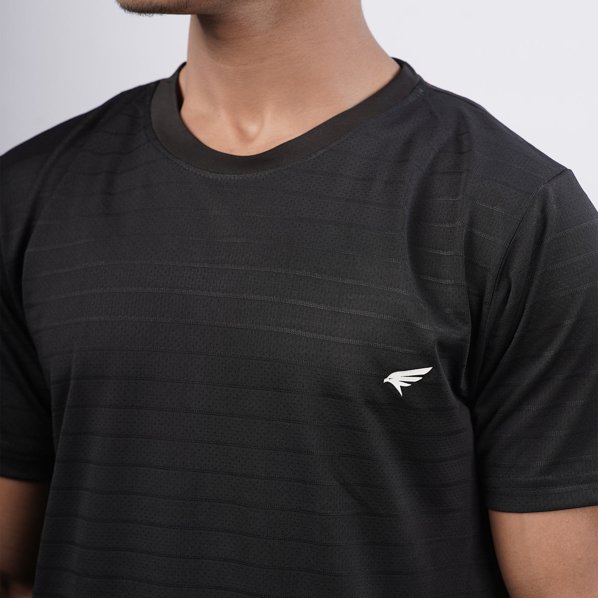 Men Solid Round Neck Half SleeveT-Shirt