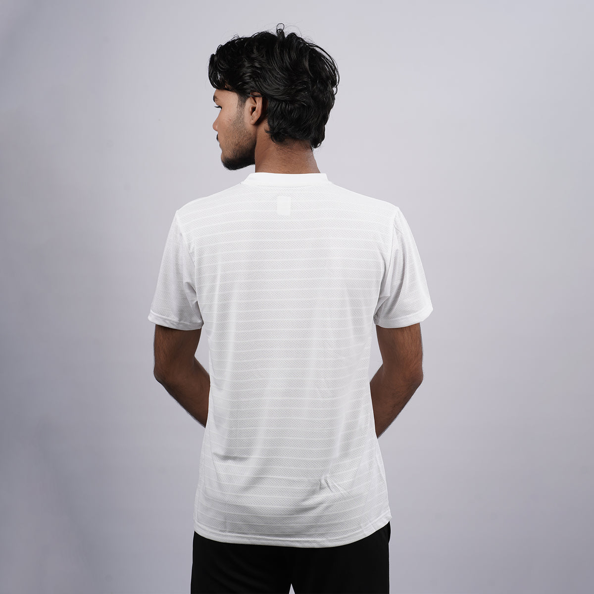 Men Solid Round Neck Half SleeveT-Shirt