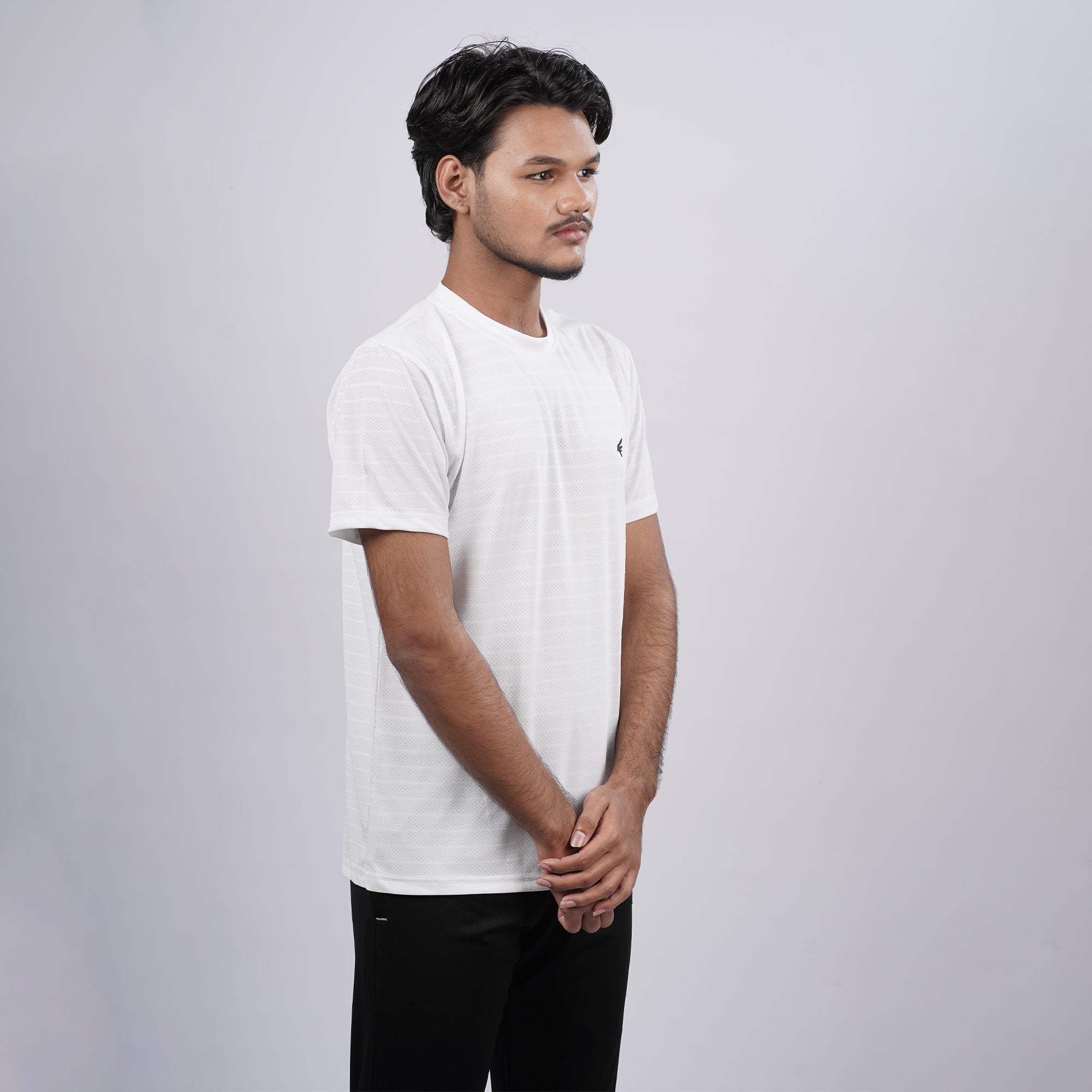 Men Solid Round Neck Half SleeveT-Shirt