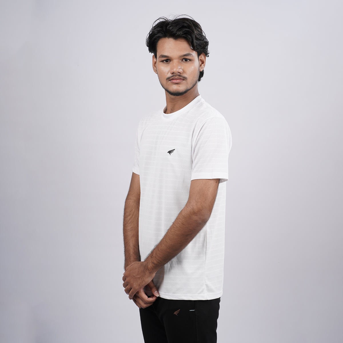 Men Solid Round Neck Half SleeveT-Shirt