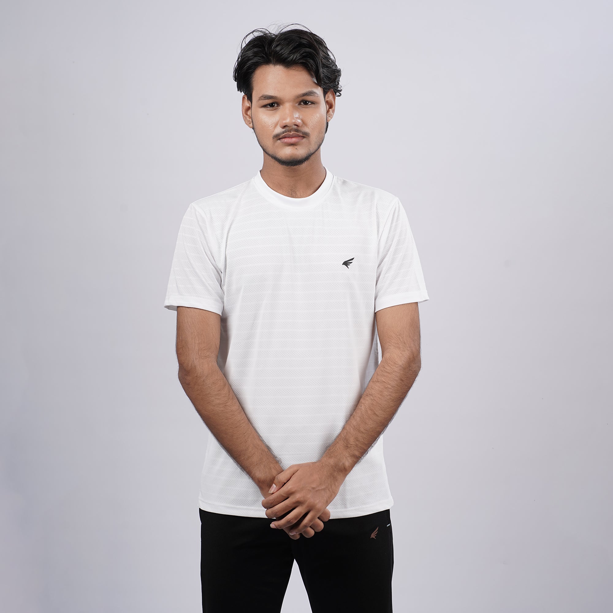Men Solid Round Neck Half SleeveT-Shirt