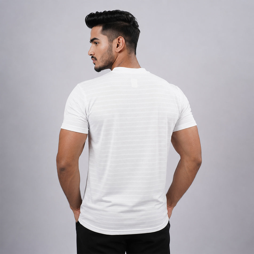 Men Solid Round Neck Half SleeveT-Shirt