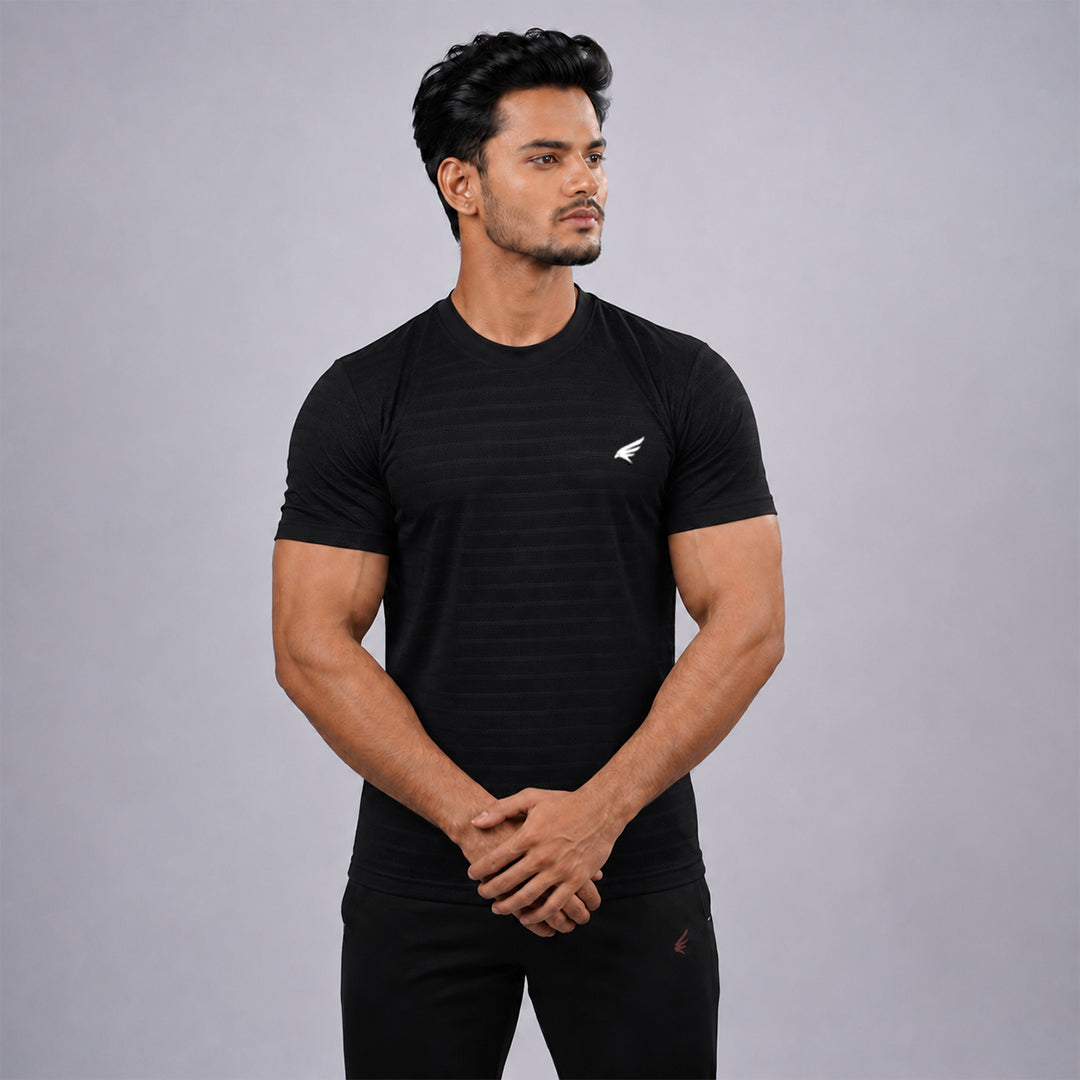 Men Solid Round Neck Half SleeveT-Shirt