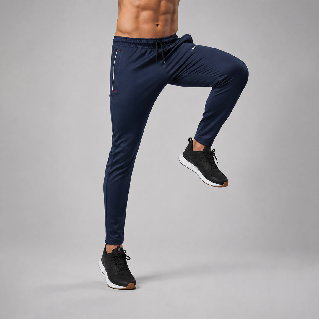 Men Solid Slim Fit Trackpants