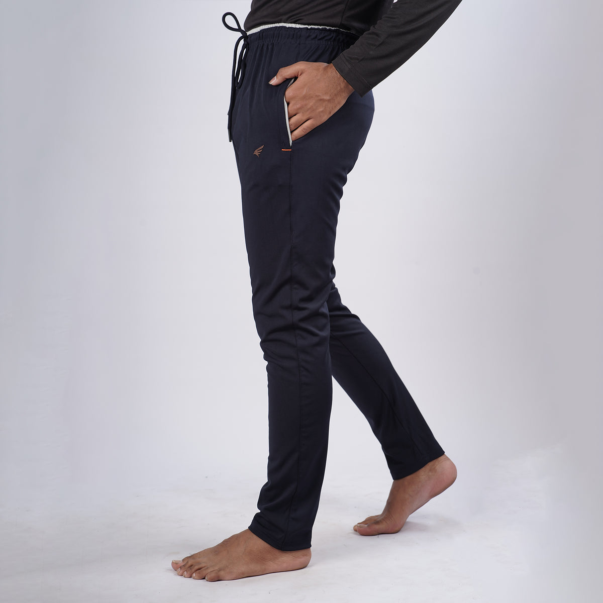 Men Solid Slim Fit Trackpants