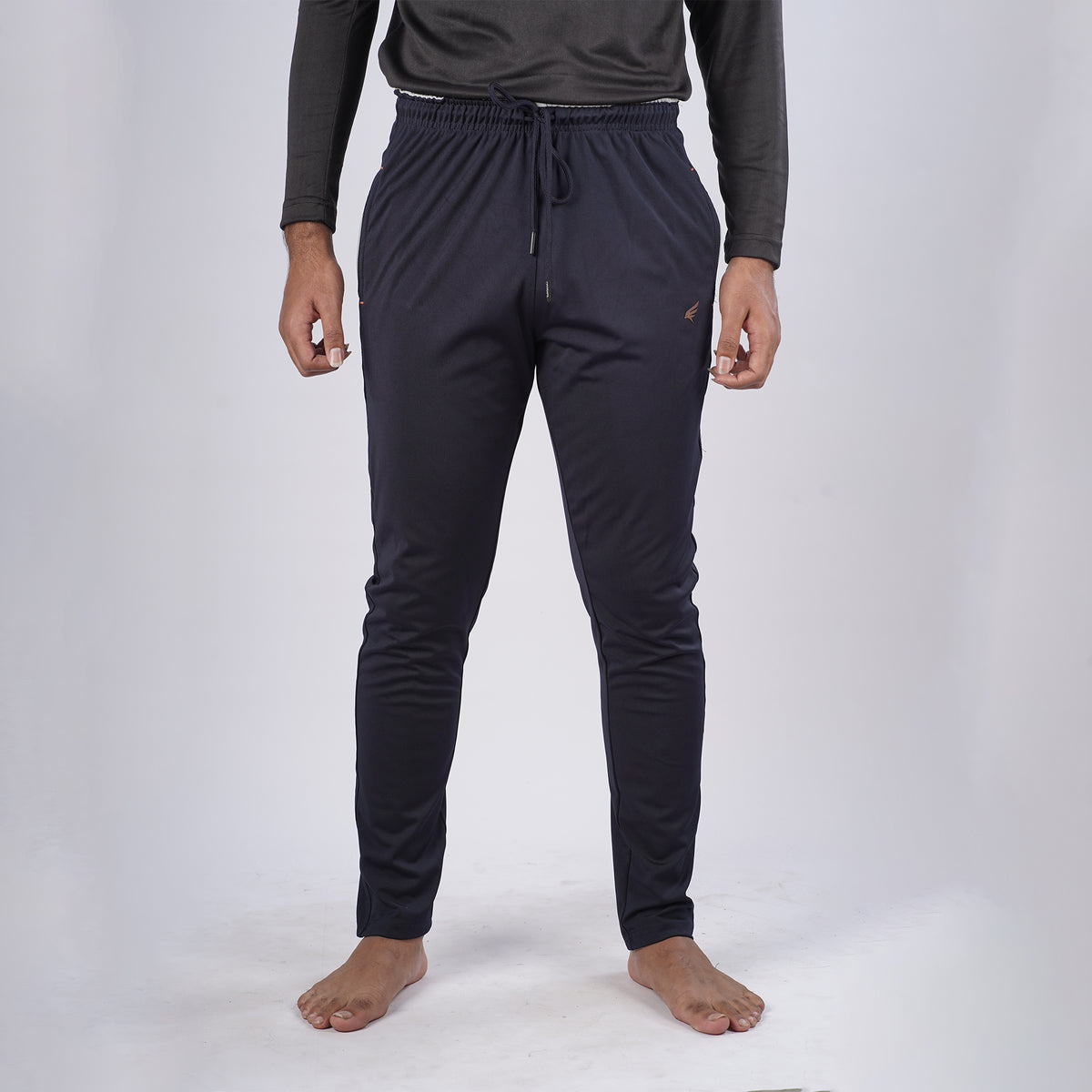 Men Solid Slim Fit Trackpants