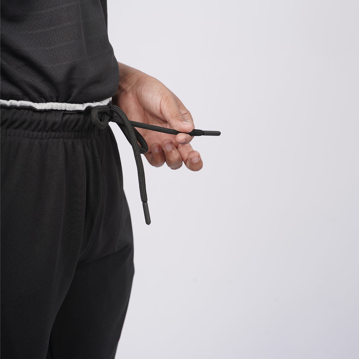 Boys Regular Fit Solid Trackpants