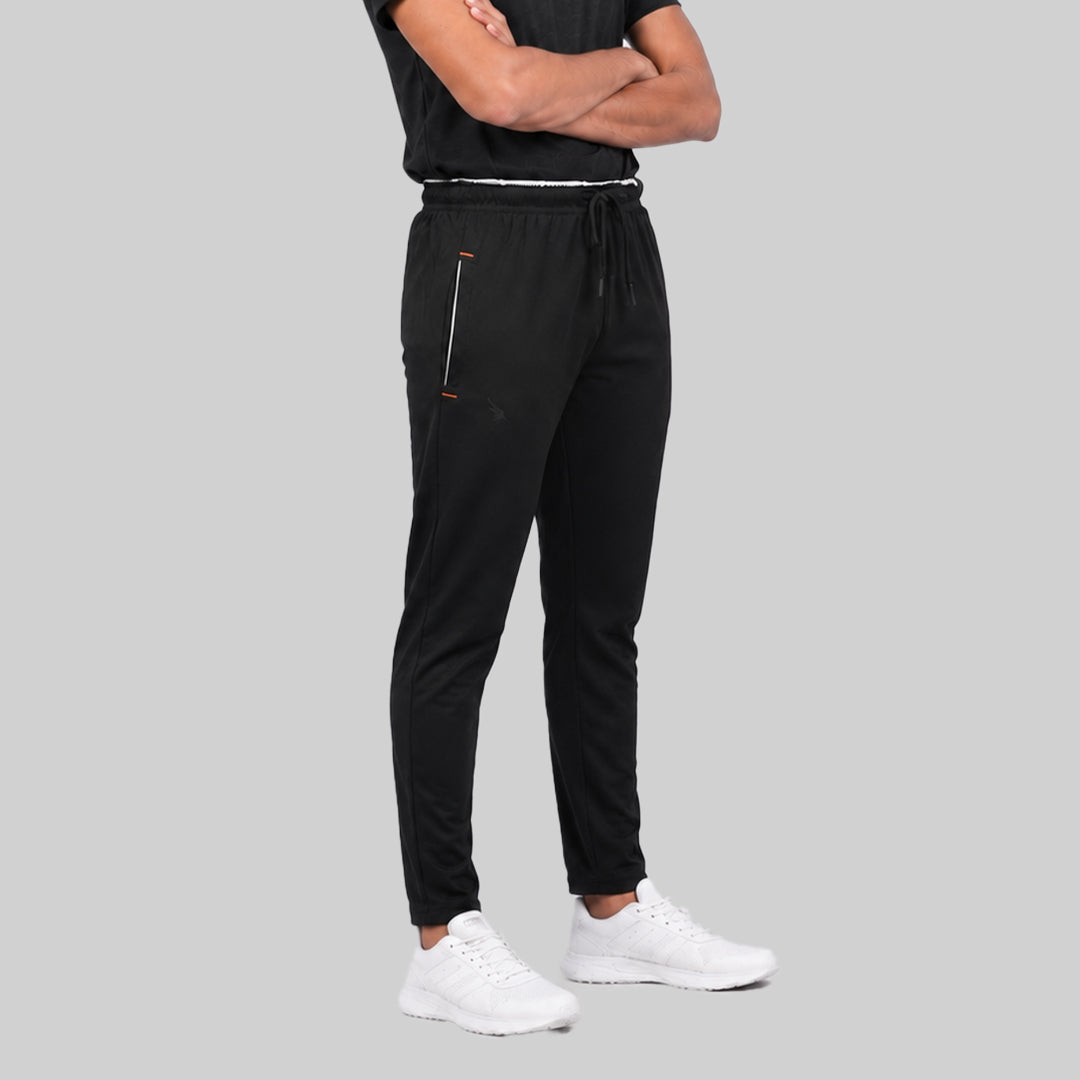 Boys Regular Fit Solid Trackpants