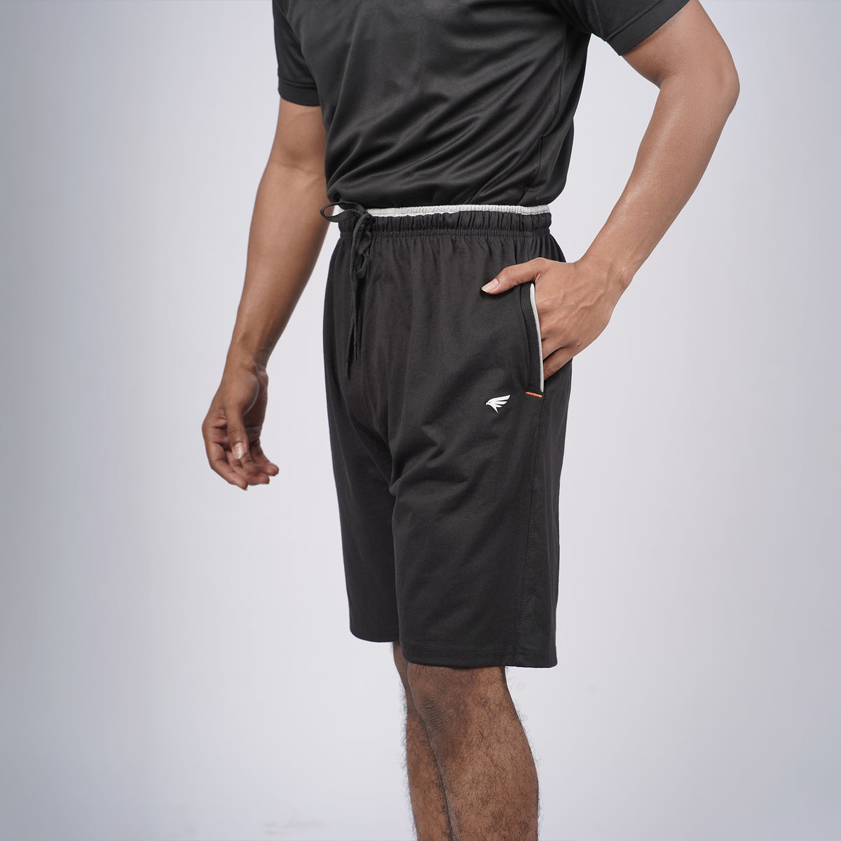 Men Solid Regular Fit Cotton Rich Shorts