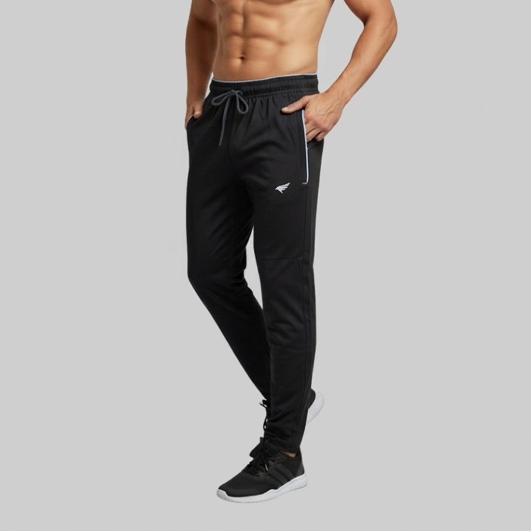 Men Solid Regular Fit Trackpants