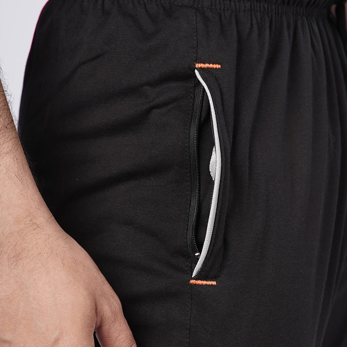 Men Solid Regular Fit Trackpants