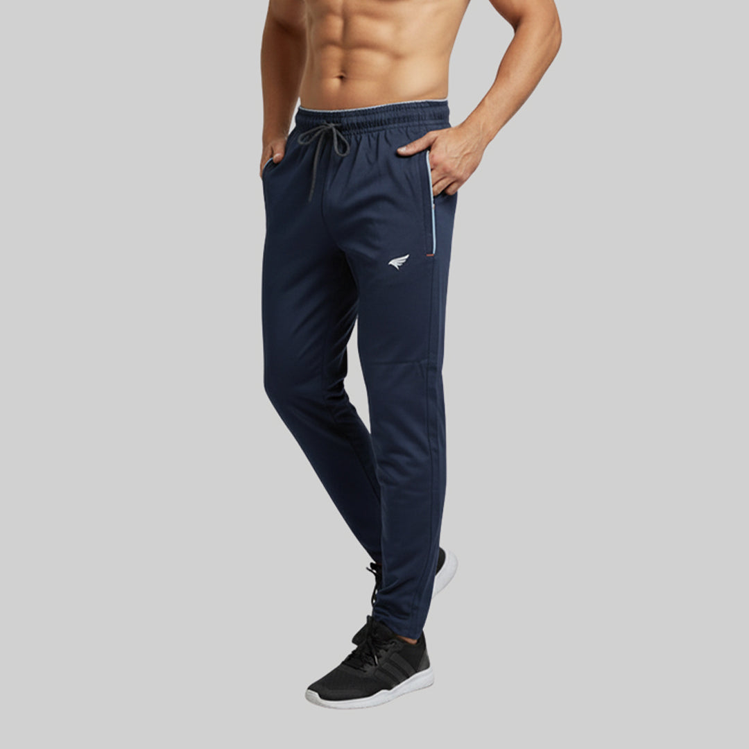 Men Solid Regular Fit Trackpants