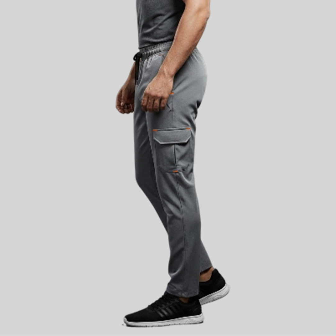 Men Solid Regular Fit Cargo Trackpants