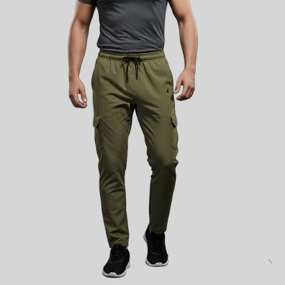 Men Solid Regular Fit Cargo Trackpants