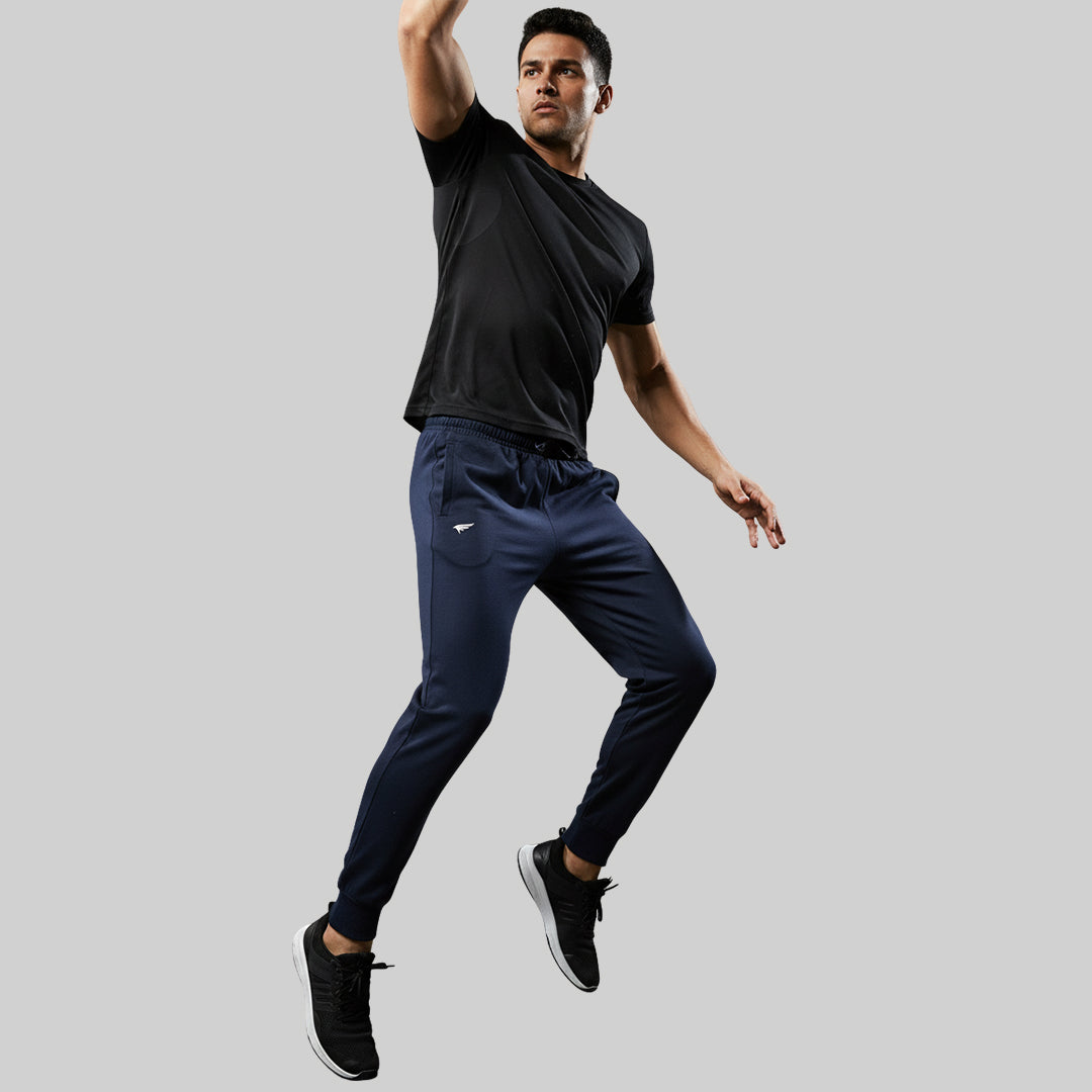 Men Solid Regular Fit Jogger