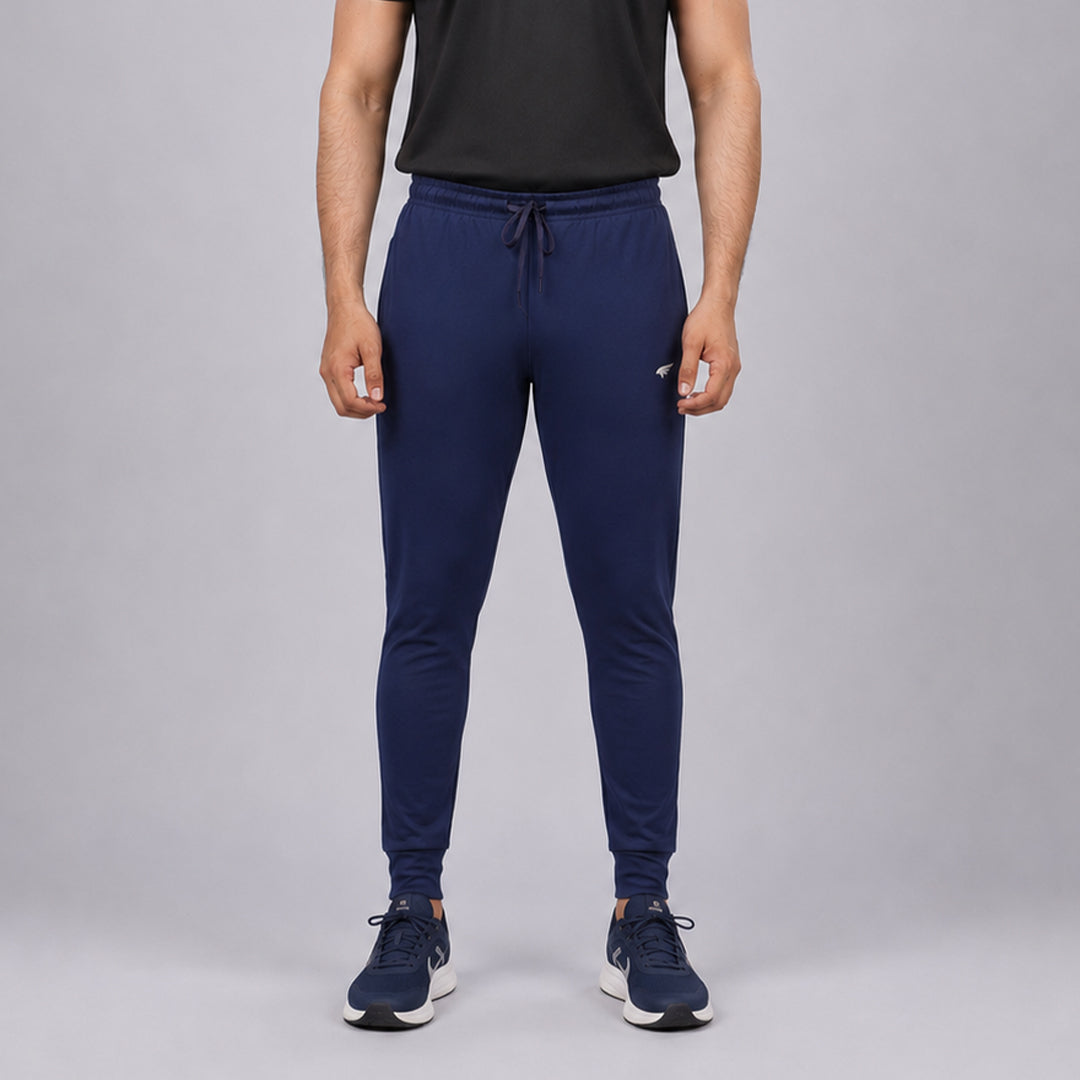 Men Solid Regular Fit Jogger