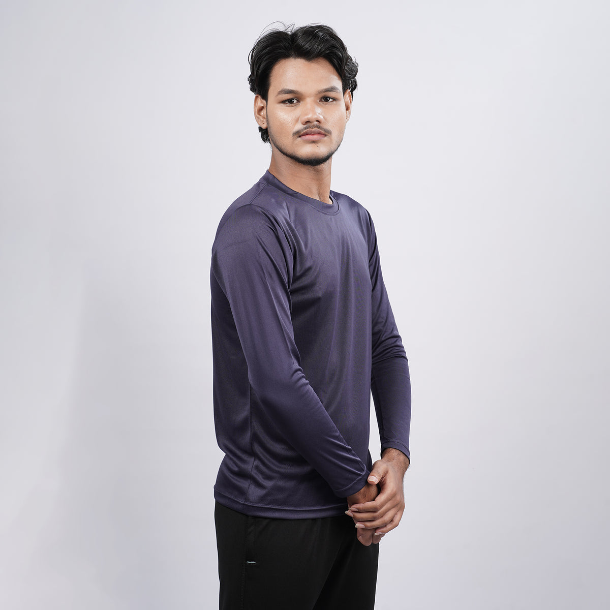 Men Solid Full Sleeve Regular Fit T-Shirt