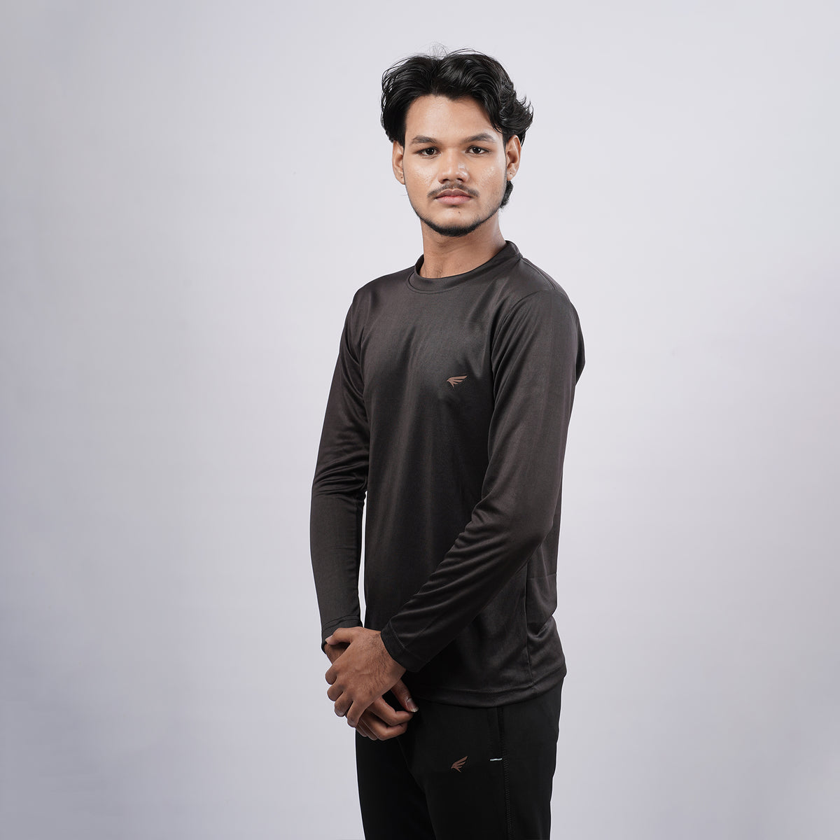 Men Solid Full Sleeve Regular Fit T-Shirt