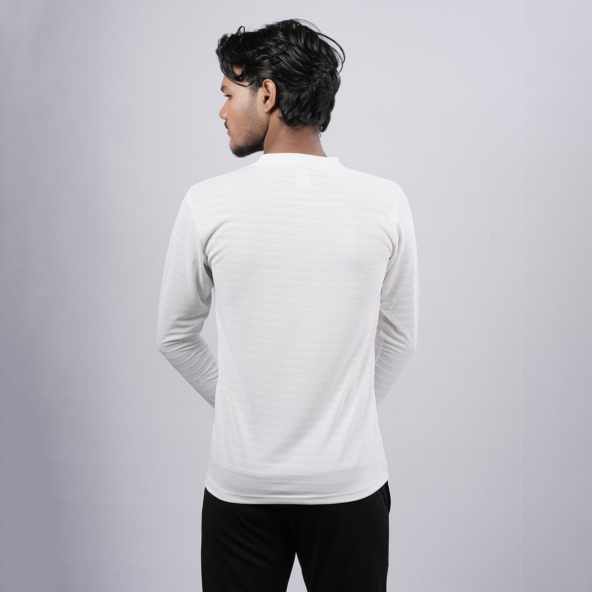 Men Solid Full Sleeve Regular Fit T-Shirt