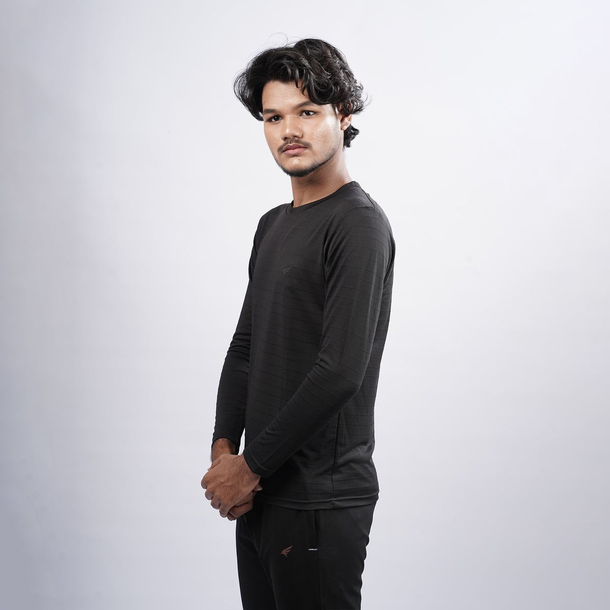 Men Solid Full Sleeve Regular Fit T-Shirt