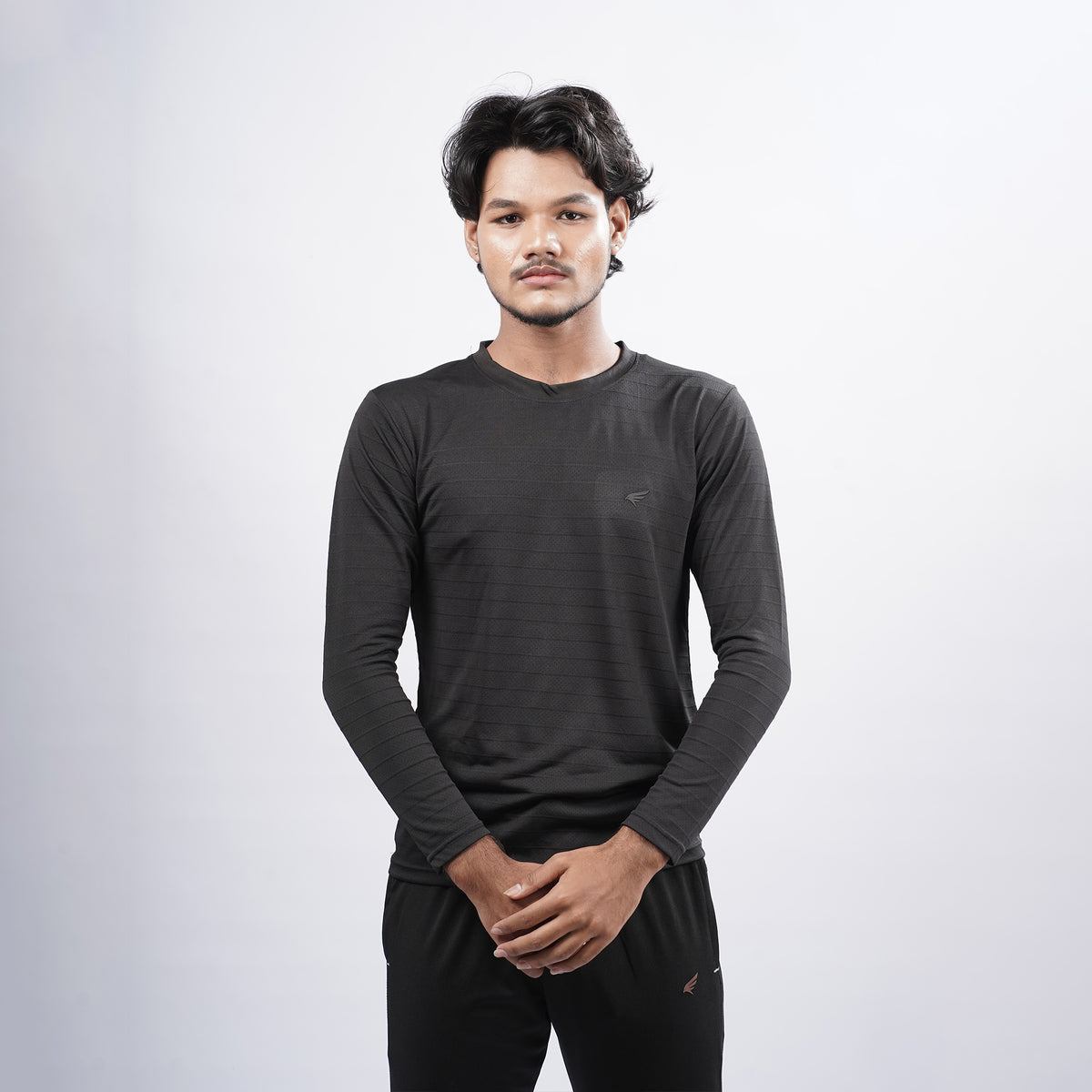 Men Solid Full Sleeve Regular Fit T-Shirt